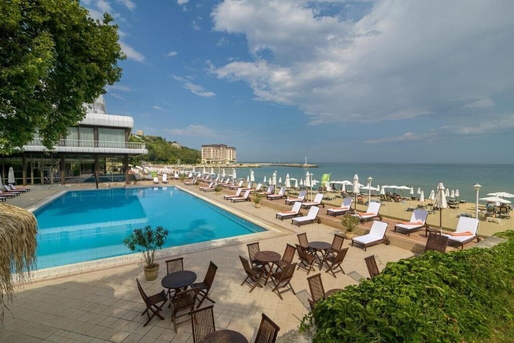 Изображение The Palace Hotel, Sunny Day 5*