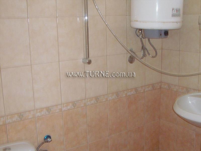 Отель Kavazi 2*