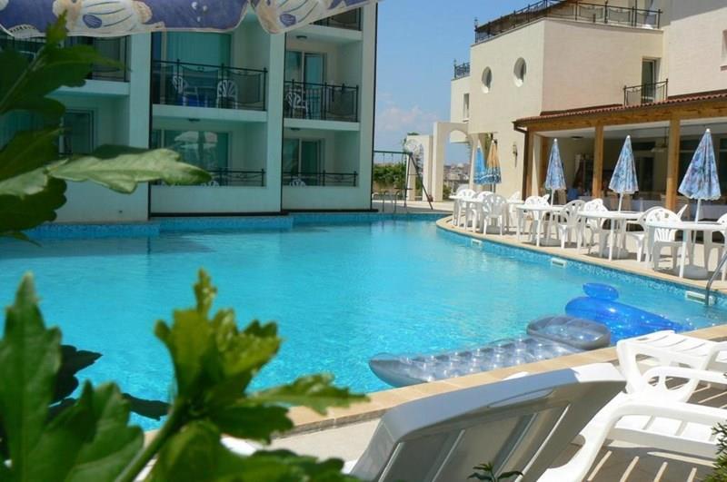 Calisto 3* фотосуреті