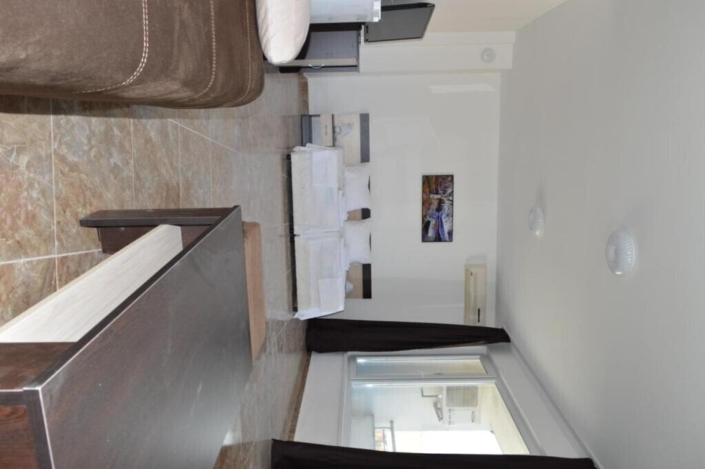 Фото White House (Sozopol) 1*