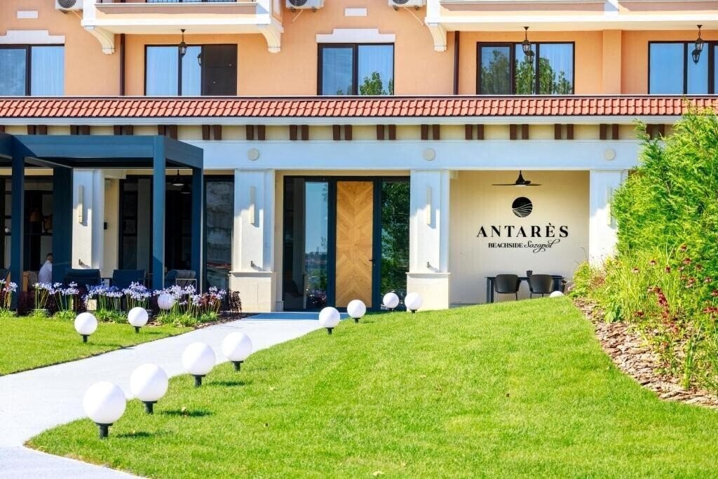 Отель Green Life Sozopol Antares 4*