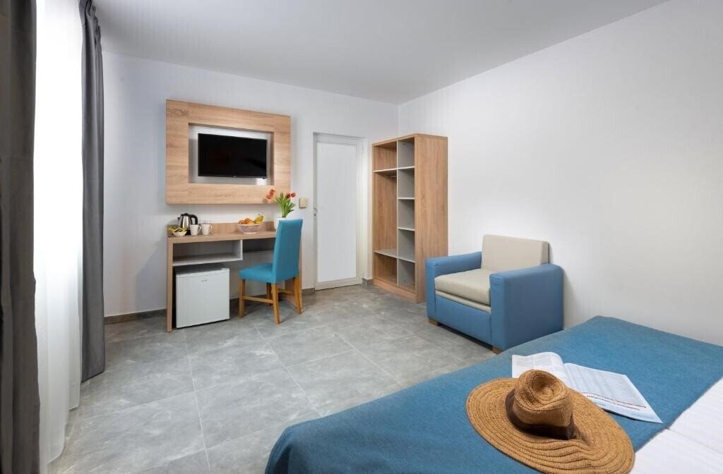 Martinez Hotel 4* суреті