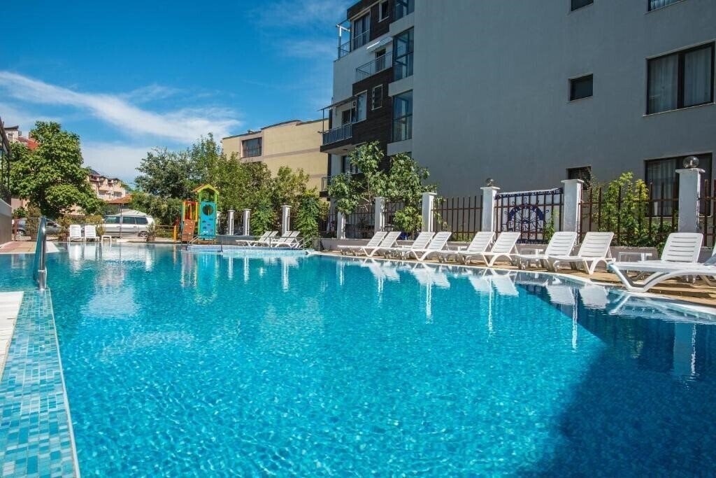 Картинка Flagman 3*