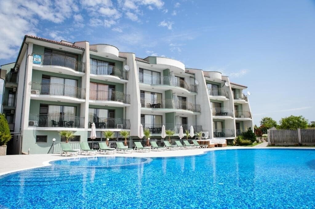 Отель Gardenia Sozopol 3*
