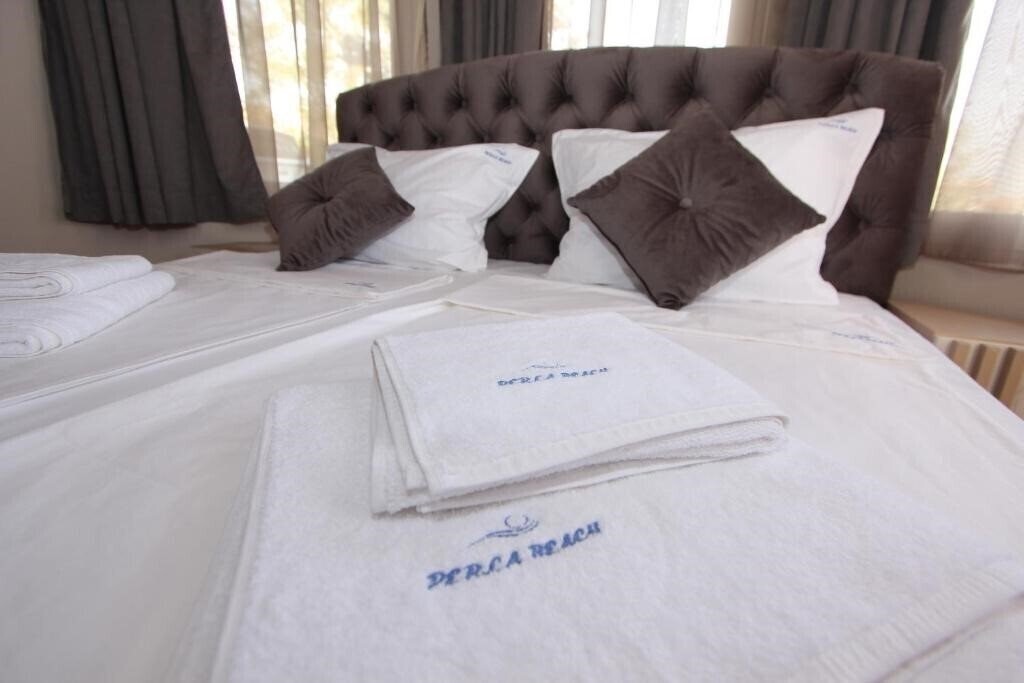 Отель Hotel Perla 3*