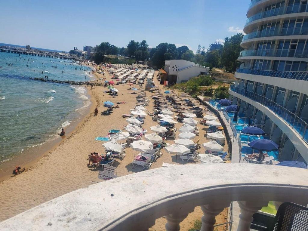 Отель Sirius Beach 4*