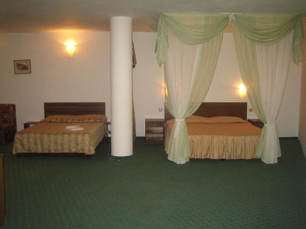 Rino 3* суреті