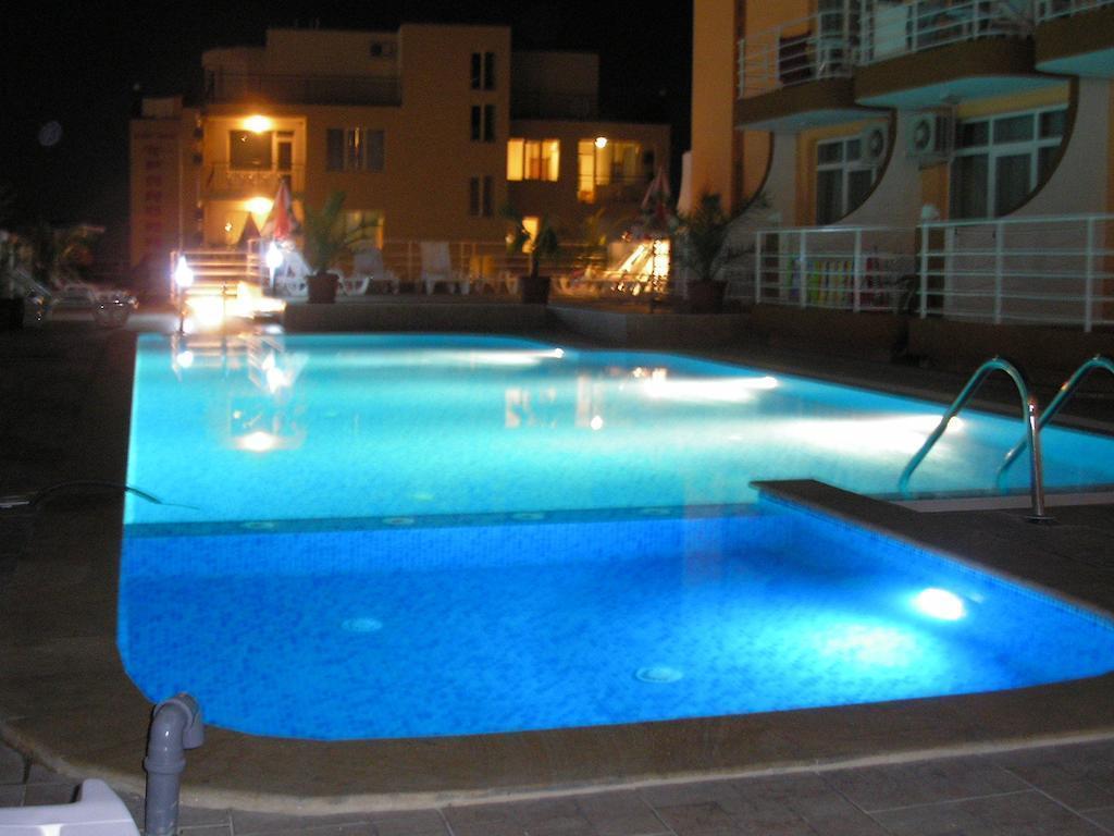 Фотография Hotel Santorini (ex. Santorini Sv Vlas, Family Hotel Santorini) 3*