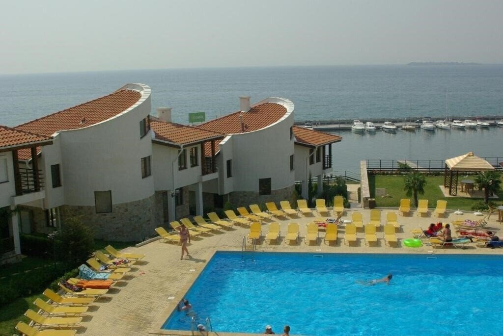 Фото Aparthotel Diamant 4*