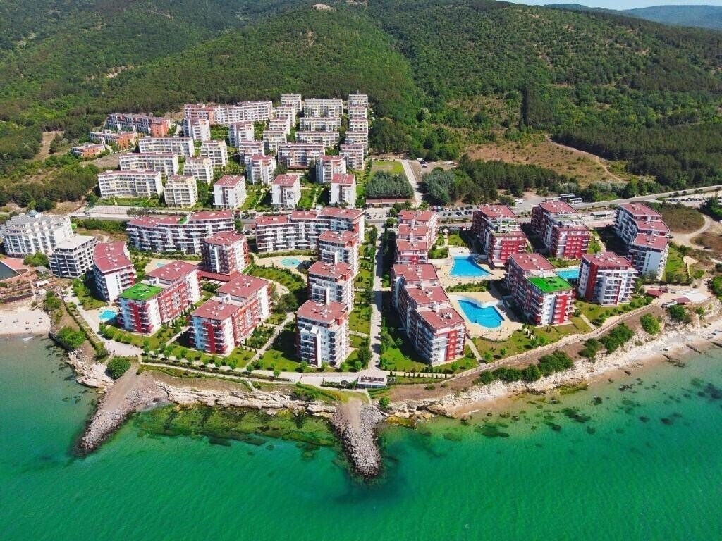 Отель Aparthotel Grand Resort Marina 3*