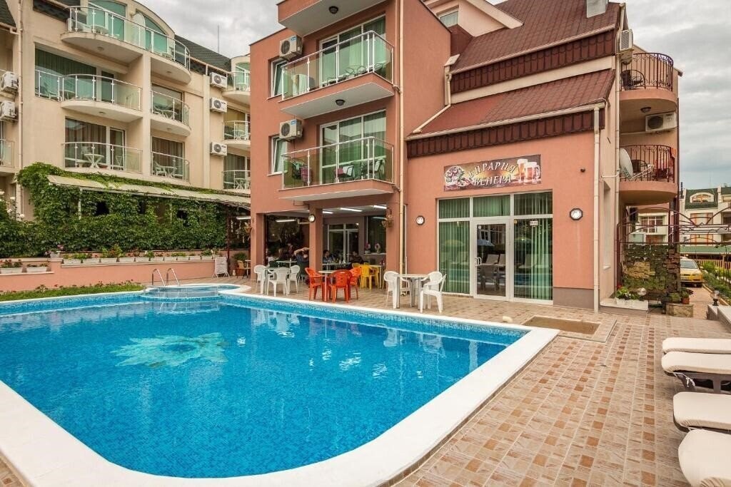 Отель Family Hotel Venera (ex. Venera, Venera Family Hotel) 3*