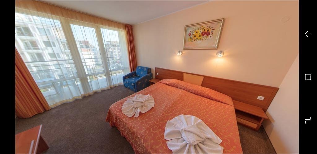 Peshev 3* фотосуреті