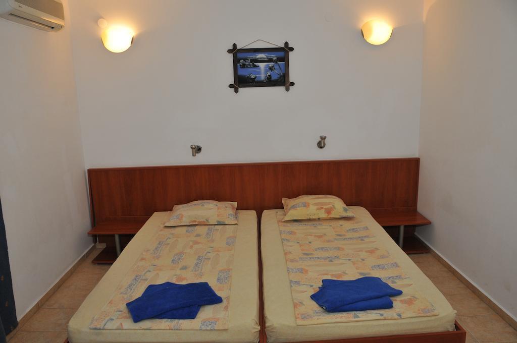 Фото St. Vlas 3*