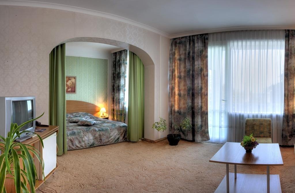 Odessos Hotel 3* суреті
