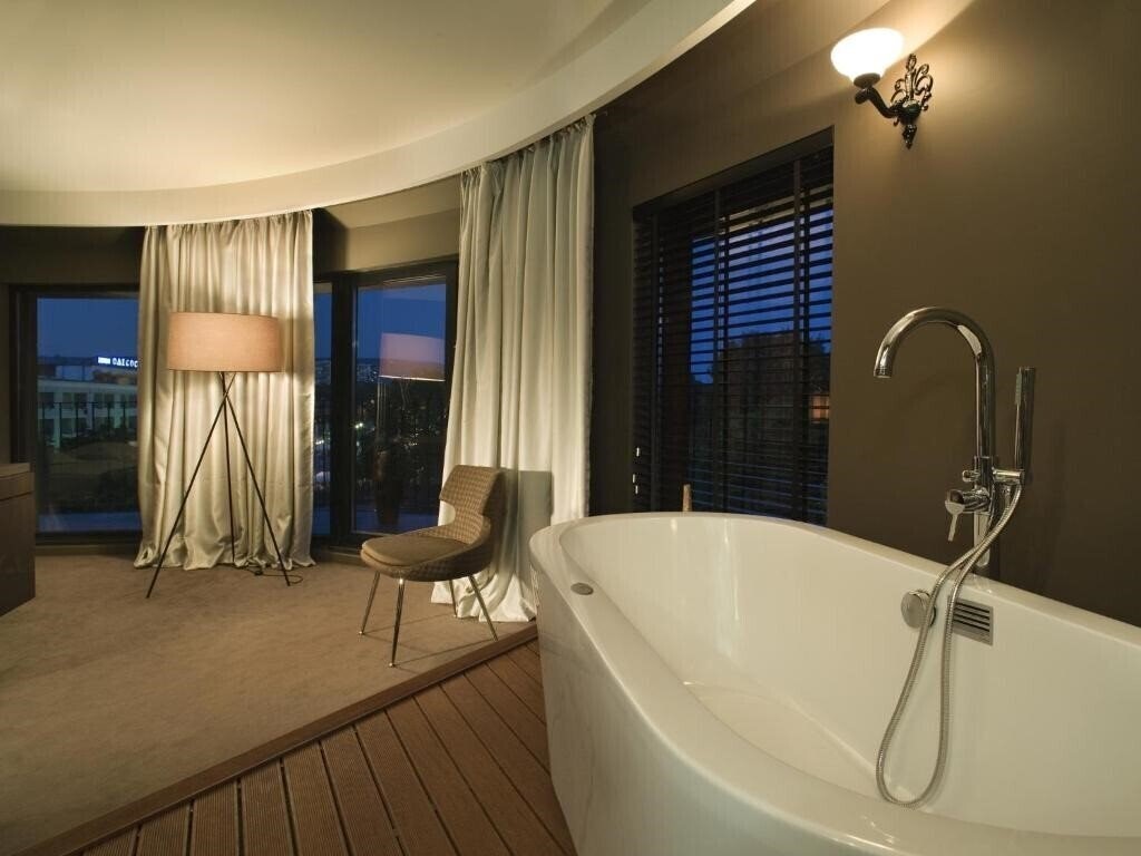 Business Hotel Modus 4* суреті