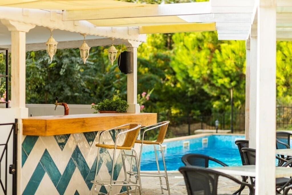 Фото Cliff Beach Hotel & SPA 4*