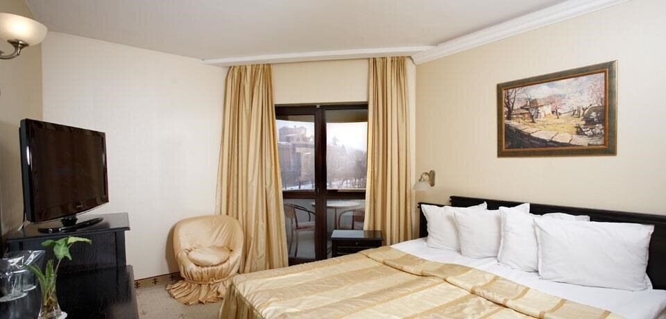 Interhotel Veliko Tarnovo 4* суреті