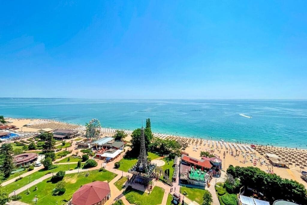 Фотография International Hotel Casino & Tower Suites 5*