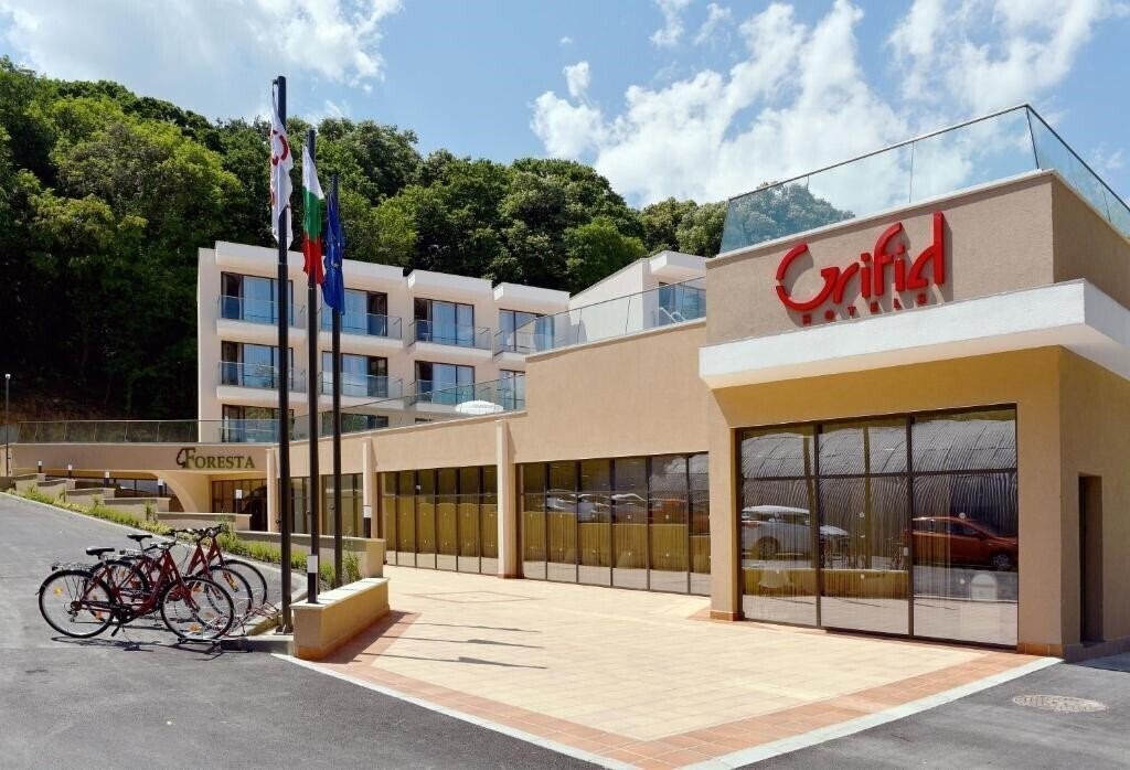 Отель Grifid Hotel Foresta 3*
