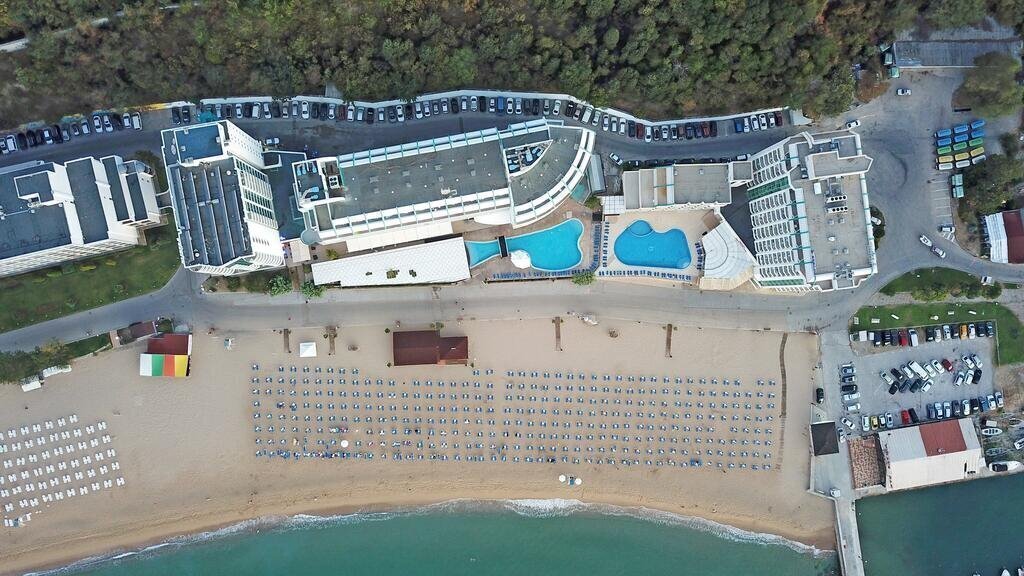 Фото Berlin Golden Beach 4*