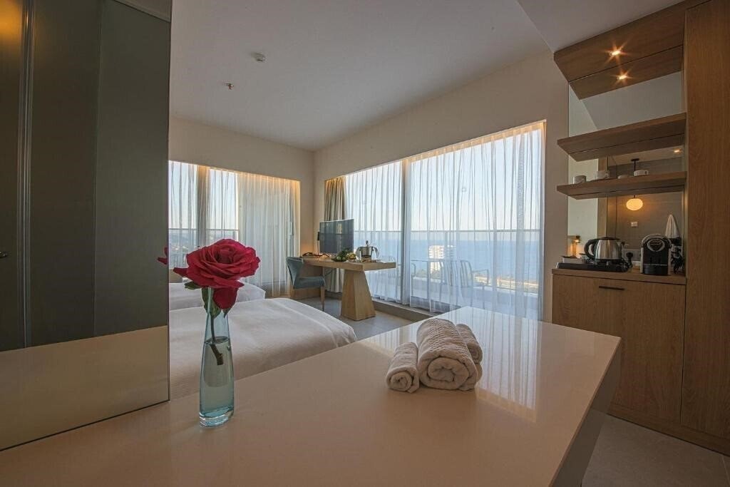 Фотография Poseidon Beach Hotel 5*