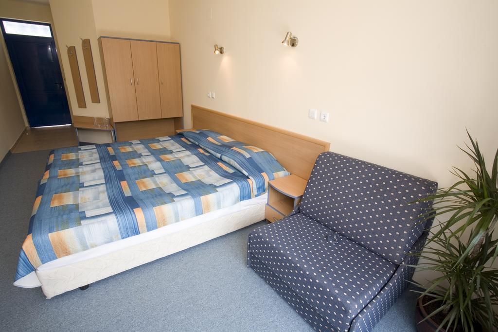 Blue Sky 3* суреті