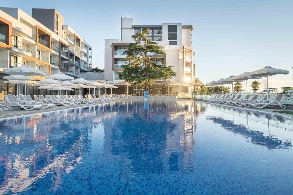 Sentido Hotel Marea (ex. Grifid Marea) 4* фотосуреті