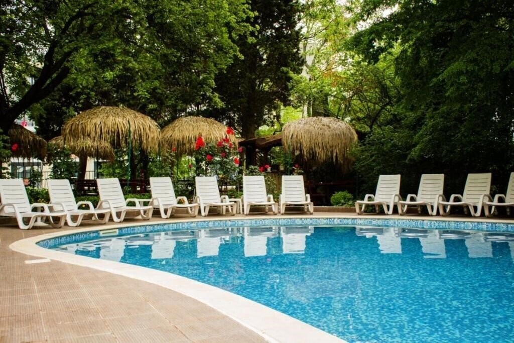 Отель Perunika 3*