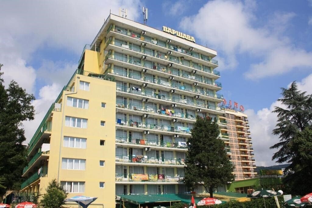 Hotel Varshava 2* суреті