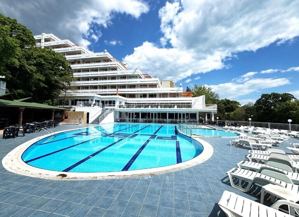 Отель Pliska Golden Sands 3*