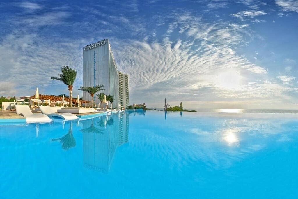 Отель International 5*