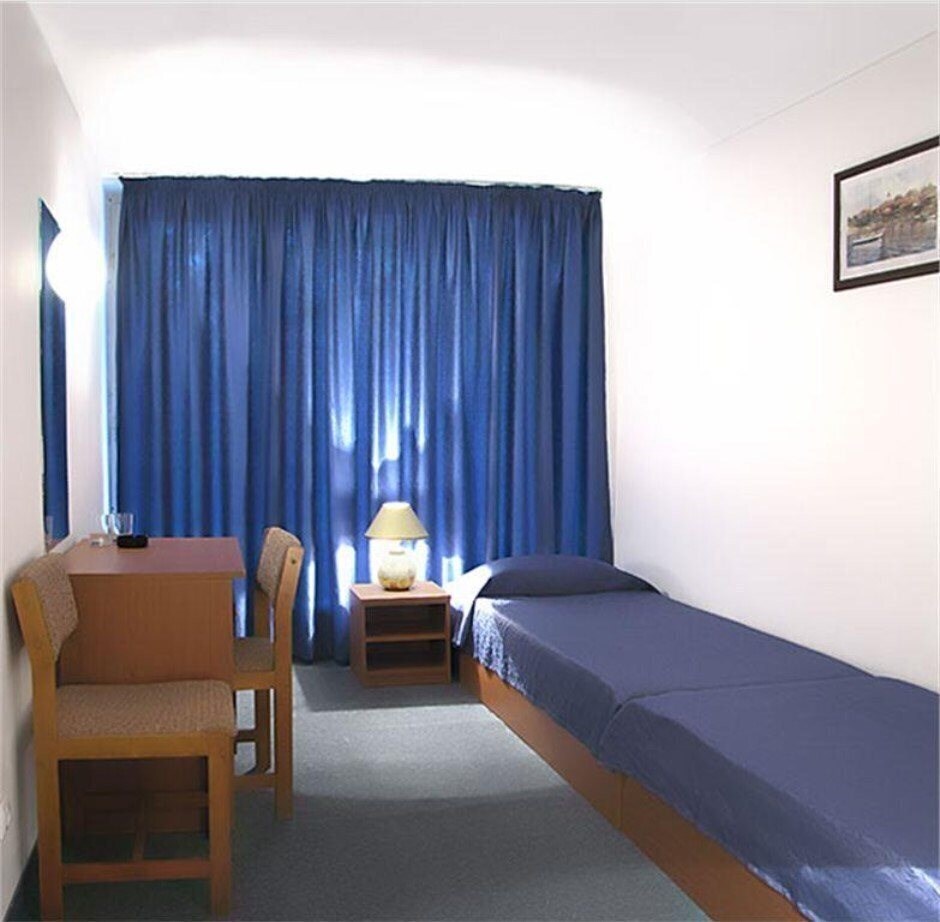 Zora 2* суреті