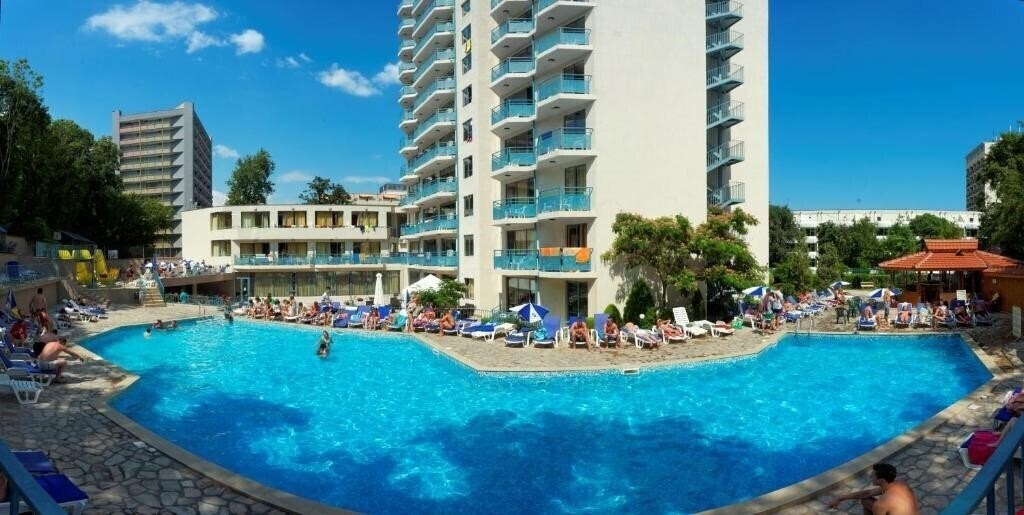 Отель Regina Hotel 4*
