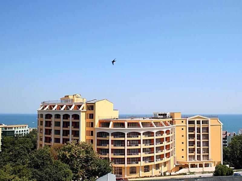 Central 4* қонақ үйі