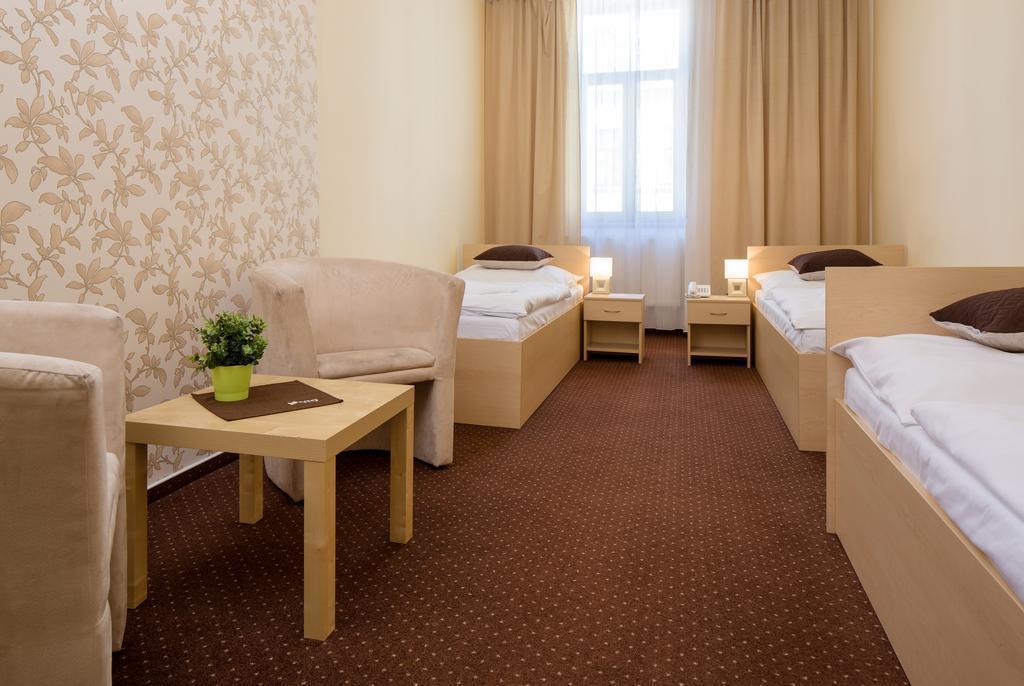 Cyro 3* фотосуреті