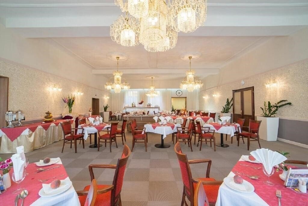 Savoy SPA & Kurhotel 4* суреті