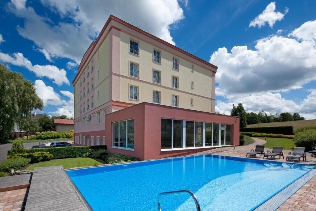 Отель Francis Palace 4*