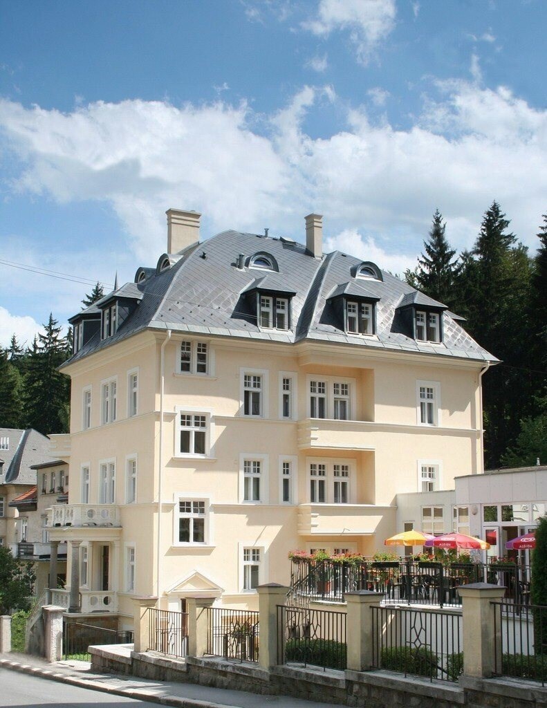 Фотография Manes Capek 3*