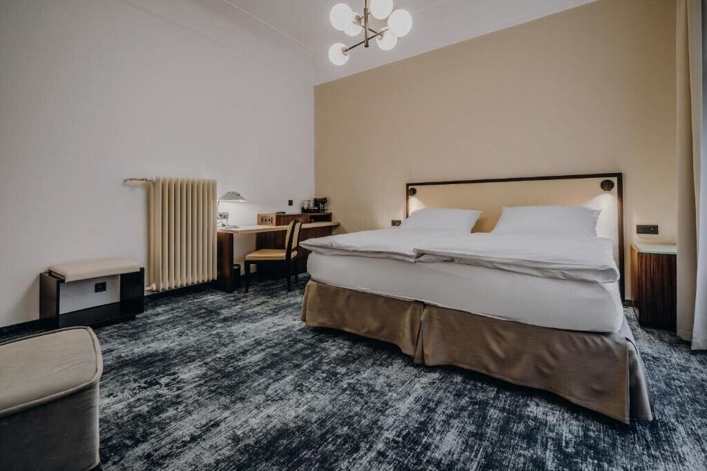 Esplanade Carlsbad 3* суреті