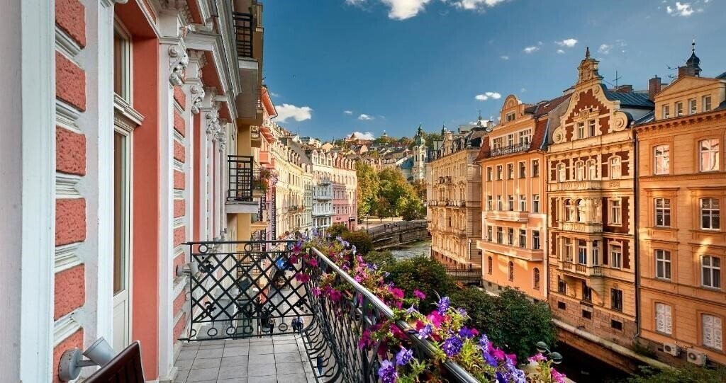 Отель Salvator 4*