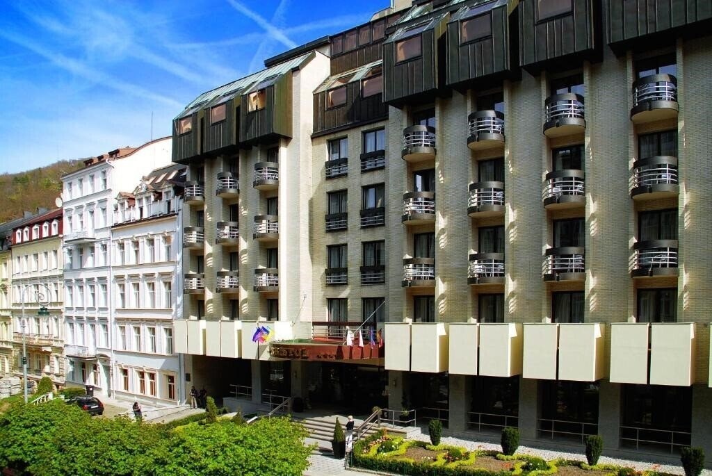 Отель Bristol Main House 4*