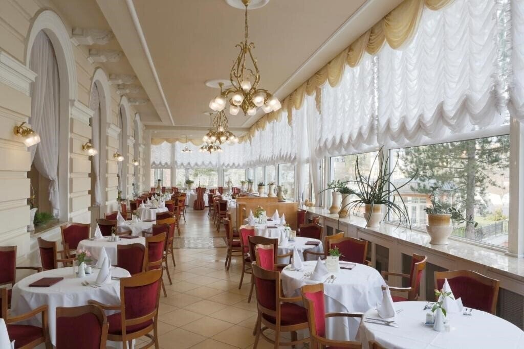 Изображение Bristol Main House 4*