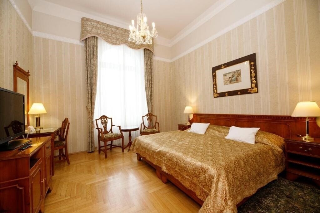 Фото Bristol Palace 4*