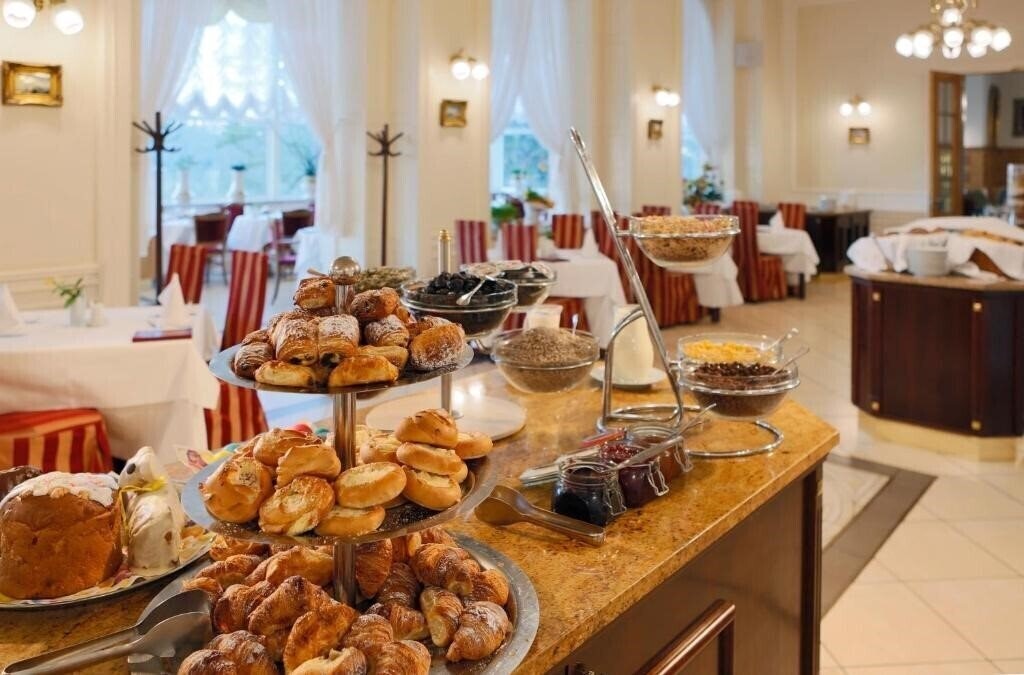 Картинка Bristol Livia 5*