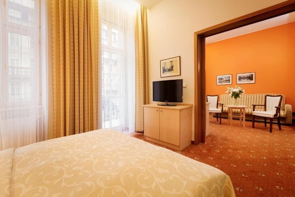 Venus 4* суреті