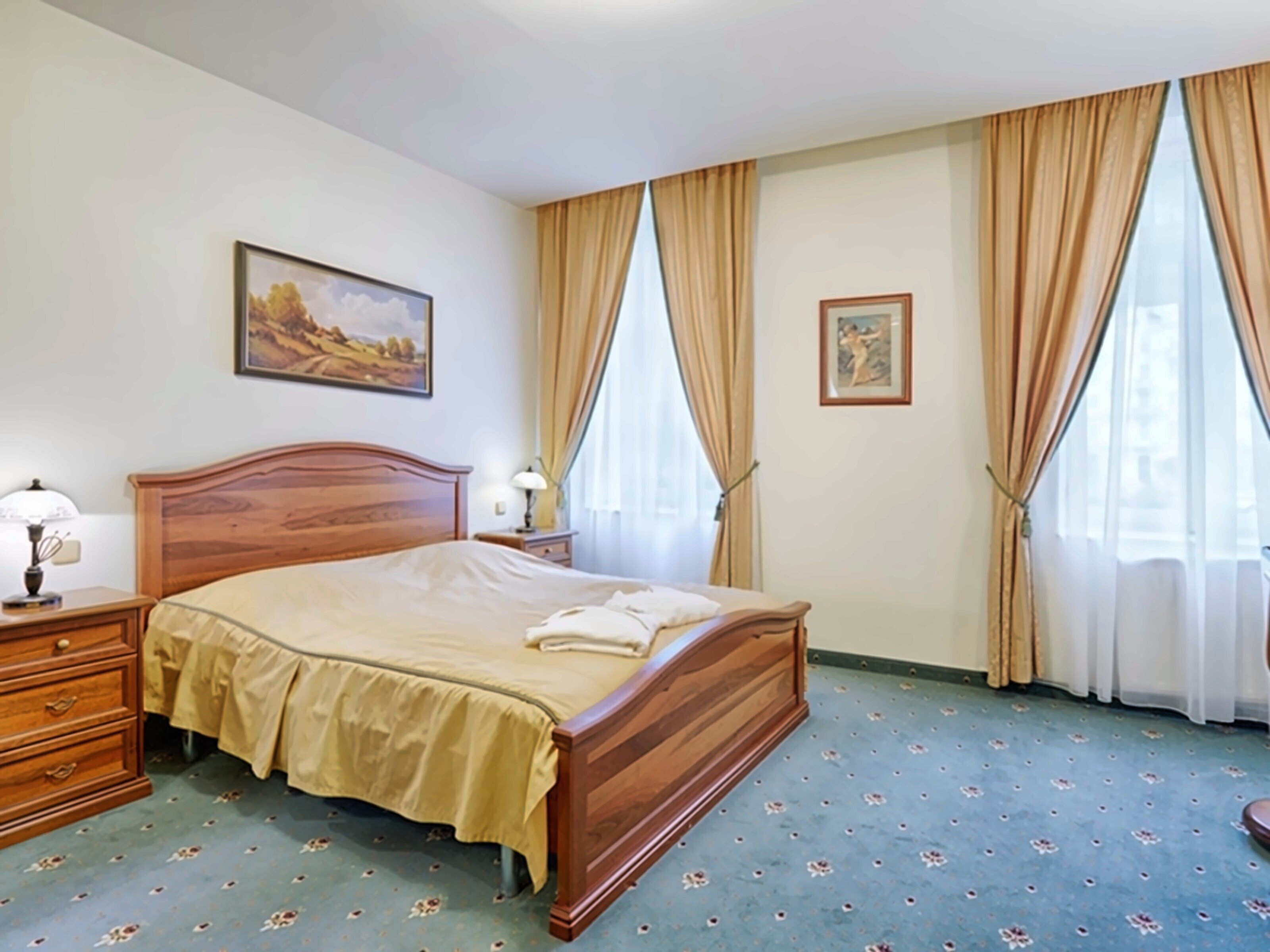 Salve 4* суреті