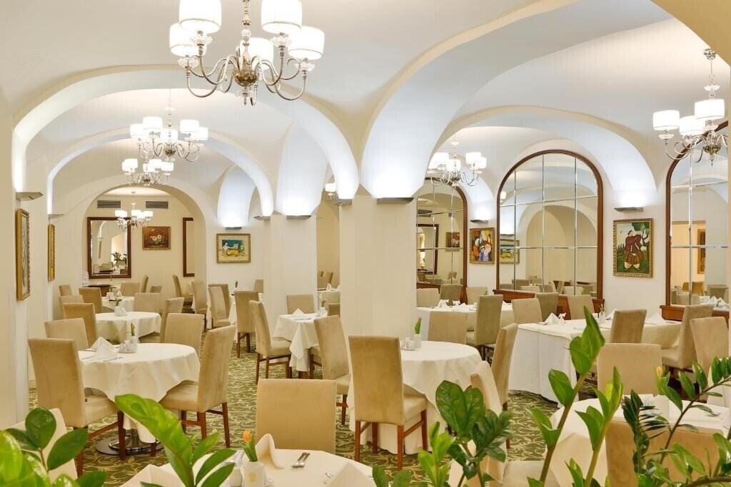 Kolonada 4* суреті