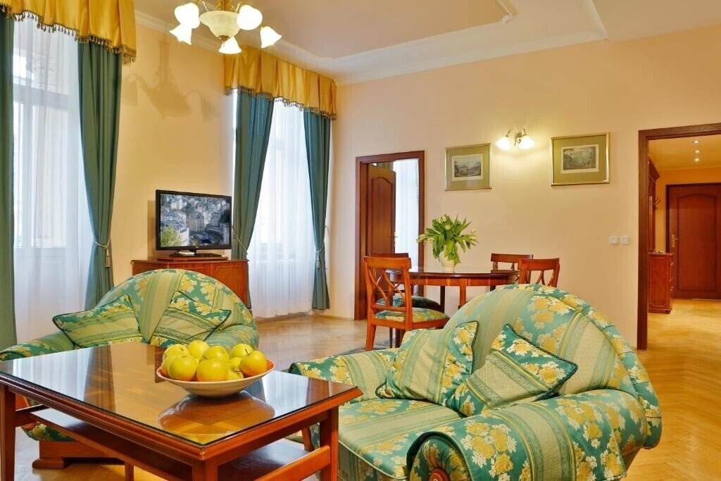 Kolonada 4* суреті