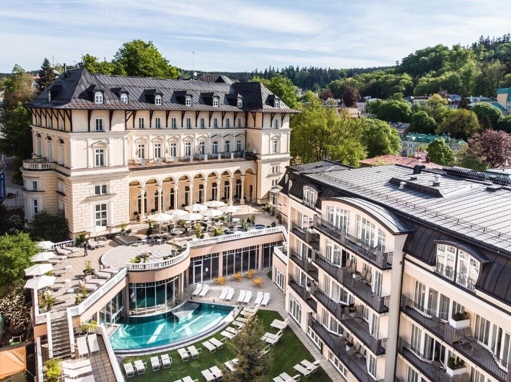 Отель Falkensteiner Hotel Grand SPA Marienbad 4*