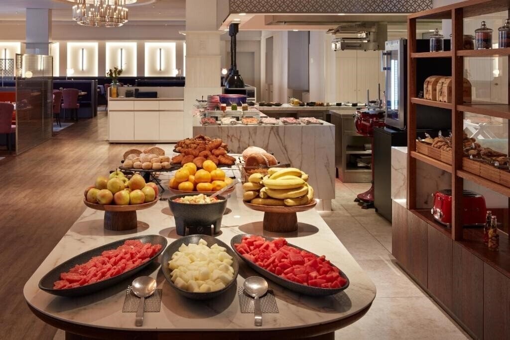 Hotel Falkensteiner Grand Medspa Marienbad 4* суреті